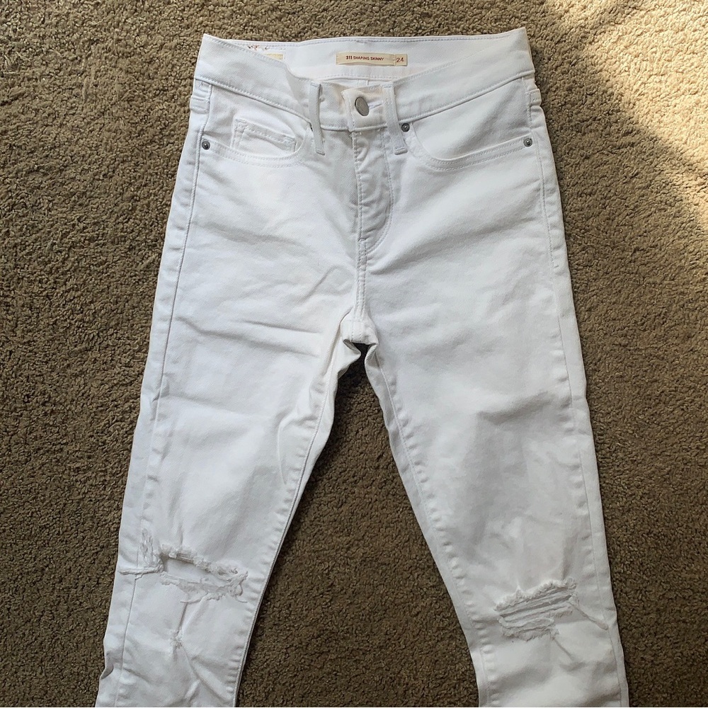 Levi’s 311 Shaping Skinny